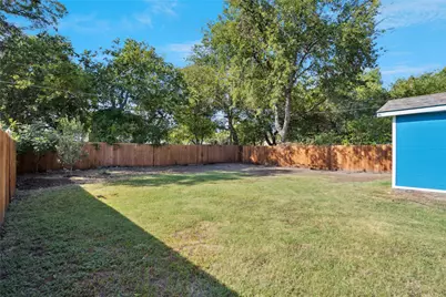 1304 E Lovers Lane, Arlington, TX 76010 - Photo 15