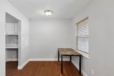 1304 E Lovers Lane, Arlington, TX 76010 - Photo 3
