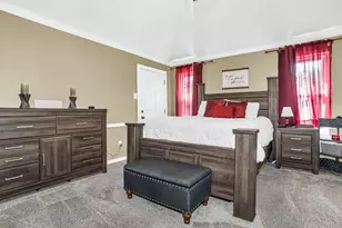 423 Clayton St, Grand Prairie, TX 75052 - Photo 17