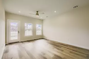 320 Sun Harvest Dr, Fate, TX 75189 - Photo 5