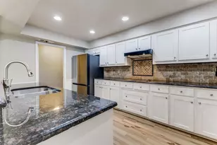 3909 Saddlehead Dr, Plano, TX 75075 - Photo 11