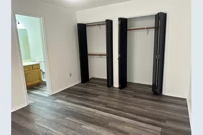 6737 Glenbrook Lane, Fort Worth, TX 76133 - Photo 3