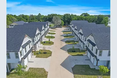 1319 W Main. Street #12, Gun Barrel City, TX 75156 - Photo 3