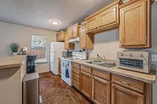 490 S Graham St, Stephenville, TX 76401 - Photo 5