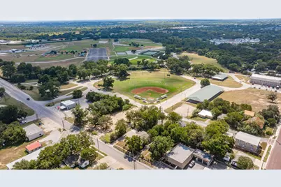 490 S Graham Street, Stephenville, TX 76401 - Photo 23