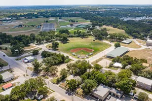 490 S Graham St, Stephenville, TX 76401 - Photo 23