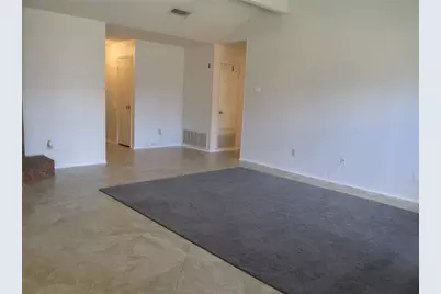 2614 Carrington Lane, Grand Prairie, TX 75052 - Photo 7