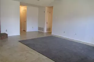 2614 Carrington Ln, Grand Prairie, TX 75052 - Photo 7