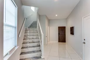 1000 Shadow Ln, Fort Worth, TX 76117 - Photo 3