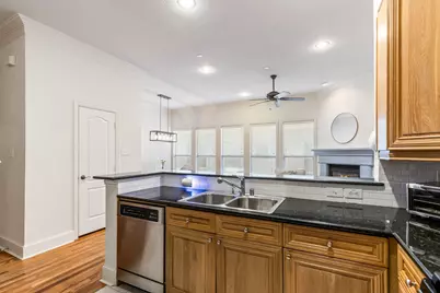 1500 Pecos Street #7, Dallas, TX 75204 - Photo 5