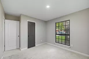 1434 Owega Ave, Dallas, TX 75216 - Photo 13