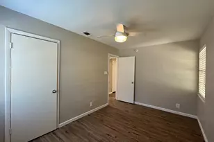 2624 Woodlawn Dr, Ennis, TX 75119 - Photo 9