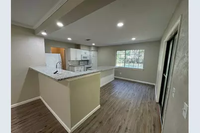 2624 Woodlawn Drive, Ennis, TX 75119 - Photo 7