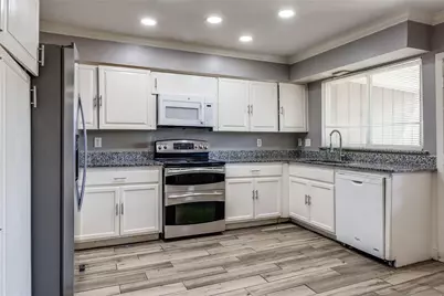 11826 Leisure Drive, Dallas, TX 75243 - Photo 11