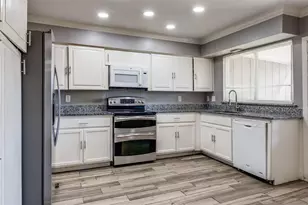 11826 Leisure Dr, Dallas, TX 75243 - Photo 11