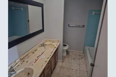 4726 Champions Drive, Corpus Christi, TX 78413 - Photo 15