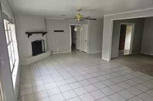 4726 Champions Dr, Corpus Christi, TX 78413 - Photo 9