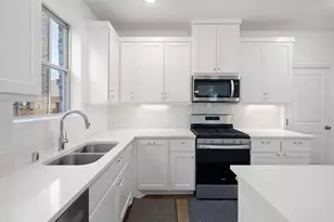 4335 Fall Blossom Dr, Arlington, TX 76005 - Photo 7