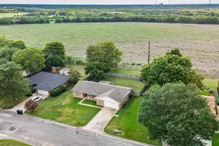 5708 Lynn St, Greenville, TX 75402 - Photo 11