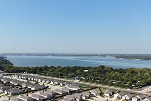 652 Autumnwood Way, Princeton, TX 75407 - Photo 17