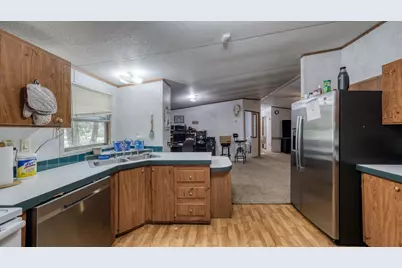 1700 Bennett Road, Millsap, TX 76066 - Photo 9