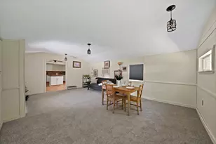 2916 E Briarwood St, Granbury, TX 76048 - Photo 3