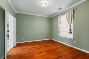 208 S Village Dr, McKinney, TX 75072 - Photo 5