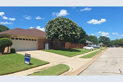 2609 Talisman Court, Bedford, TX 76021 - Photo 3