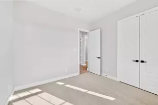 2079 Pine Grove Lane, Arlington, TX 76005 - Photo 11