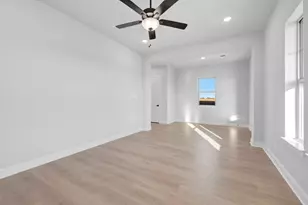 2085 Pine Grove Lane, Arlington, TX 76005 - Photo 9