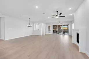 2085 Pine Grove Lane, Arlington, TX 76005 - Photo 19