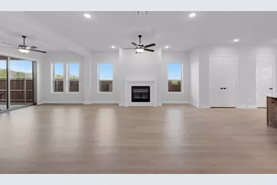 2085 Pine Grove Lane, Arlington, TX 76005 - Photo 23