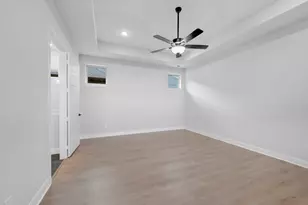 2085 Pine Grove Lane, Arlington, TX 76005 - Photo 33