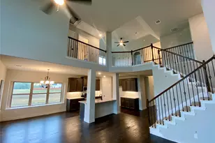 250 Devonshire Dr, Greenville, TX 75401 - Photo 5