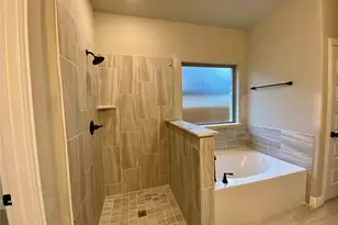 250 Devonshire Dr, Greenville, TX 75401 - Photo 19