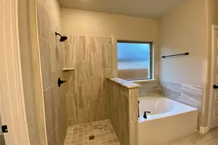 250 Devonshire Dr, Greenville, TX 75401 - Photo 19