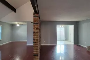 1601 Melrose St, Garland, TX 75042 - Photo 3