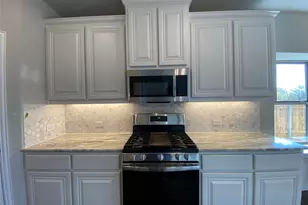 350 Devonshire Dr, Greenville, TX 75401 - Photo 15