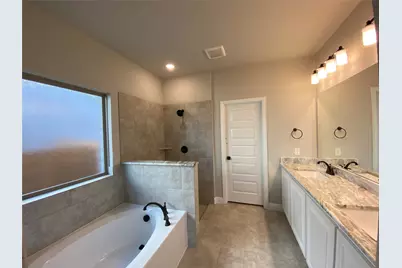 350 Devonshire Drive, Greenville, TX 75401 - Photo 23