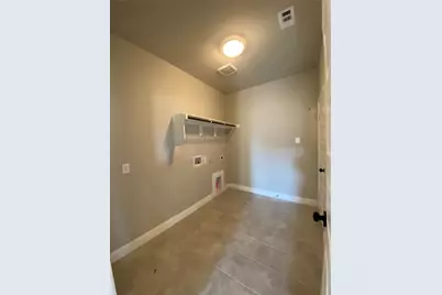 350 Devonshire Drive, Greenville, TX 75401 - Photo 9