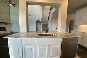 350 Devonshire Dr, Greenville, TX 75401 - Photo 13