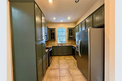 1924 Lantana Lane, Irving, TX 75063 - Photo 5