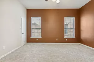 1924 Lantana Ln, Irving, TX 75063 - Photo 15