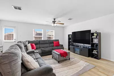 5308 Lavender Drive, Princeton, TX 75407 - Photo 5