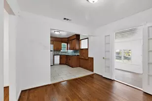 2912 Shadow Wood Dr, Dallas, TX 75224 - Photo 11