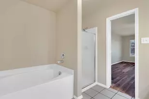 233 Garden Valley Ln, Red Oak, TX 75154 - Photo 9