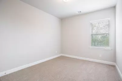 340 Almanor Street, Lewisville, TX 75056 - Photo 11