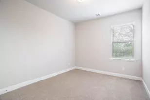 340 Almanor St, Lewisville, TX 75056 - Photo 11