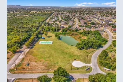 815 Wandering Court, Granbury, TX 76049 - Photo 33