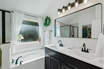 104 Candis Ct Court, Springtown, TX 76082 - Photo 23